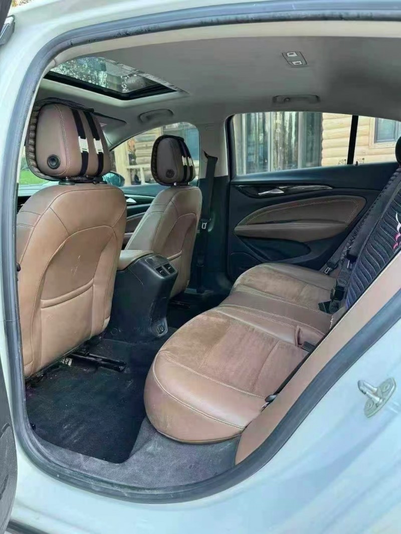 邢台19年别克君威7