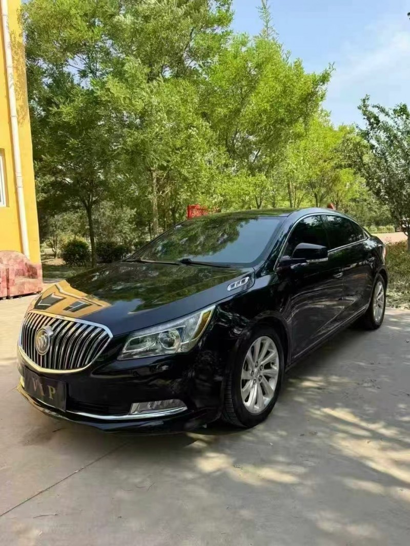 邢台15年别克君越2