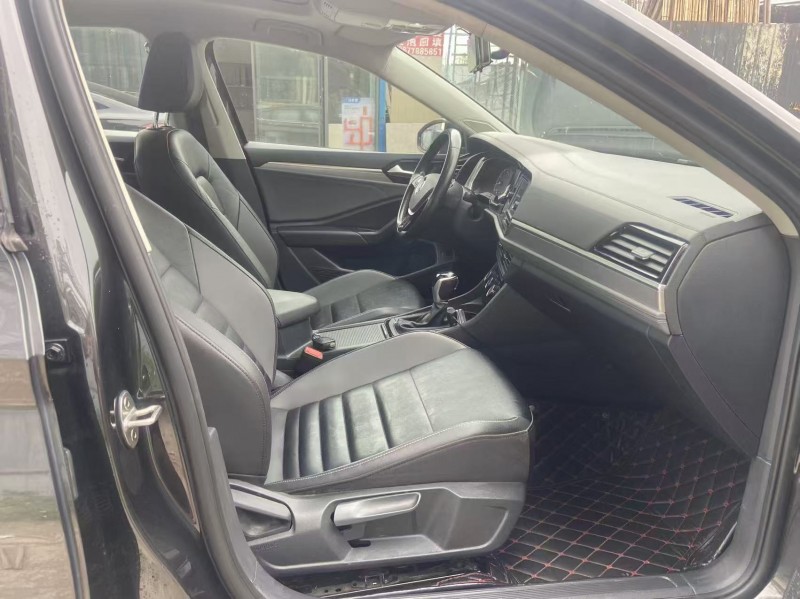 南宁20年大众速腾5