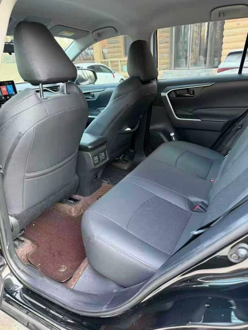 邢台22年丰田威兰达7