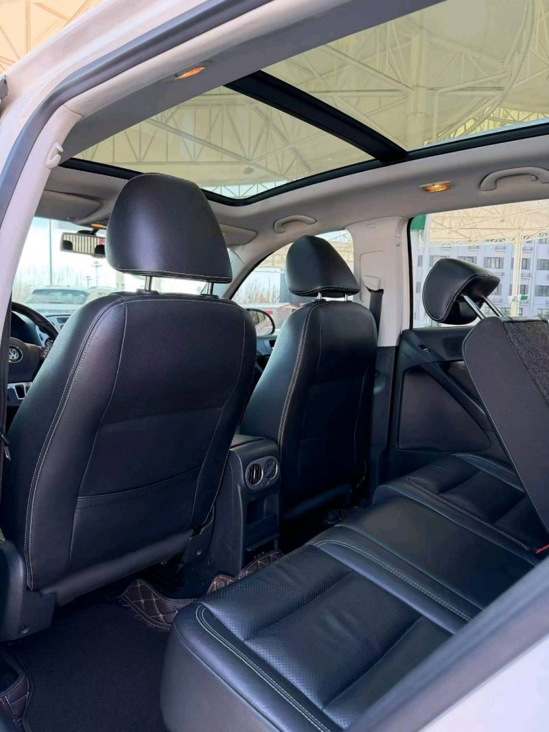 临夏17年大众途观7