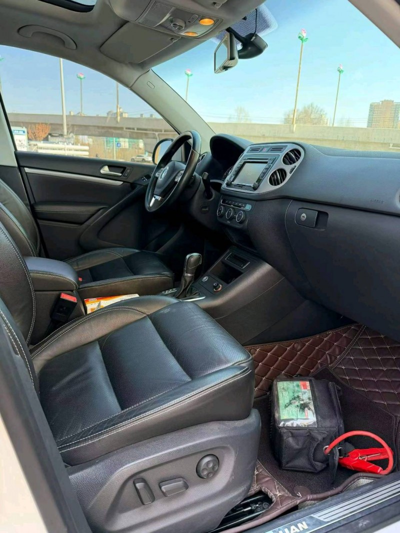 临夏17年大众途观9