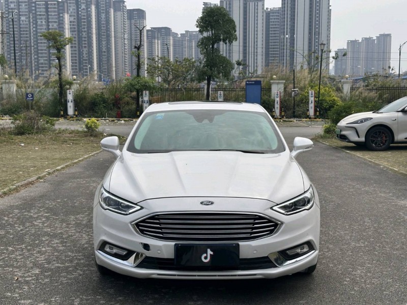 南寧18年福特蒙迪歐1