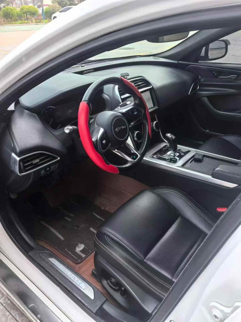 濟寧20年捷豹XEL4