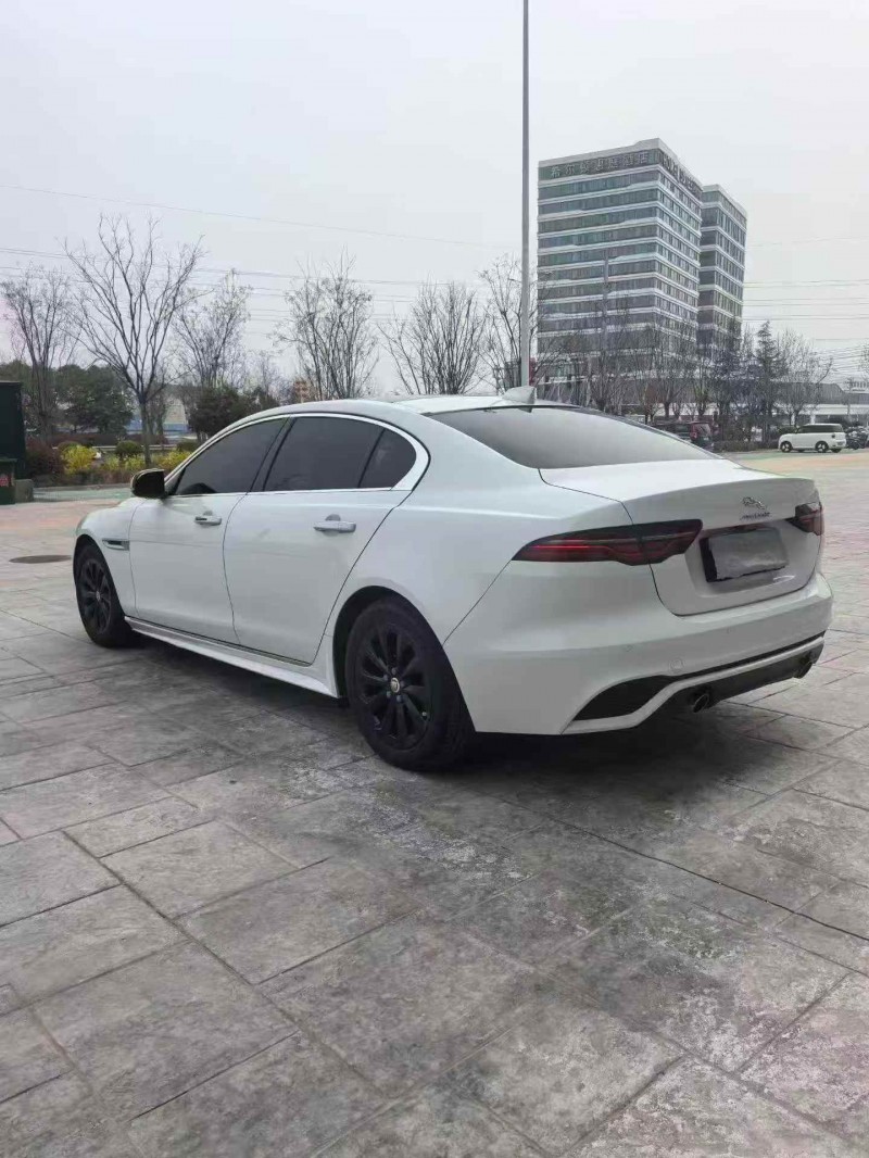 濟寧20年捷豹XEL7