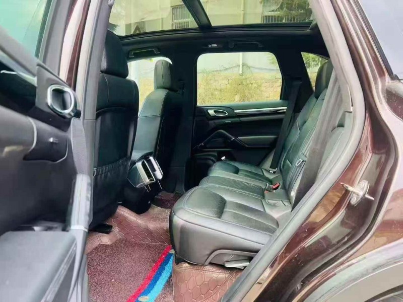 煙臺17年保時捷卡宴4