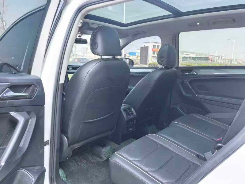 保定21年大众途观4