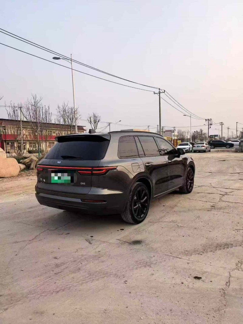 保定21年理想理想ONE7