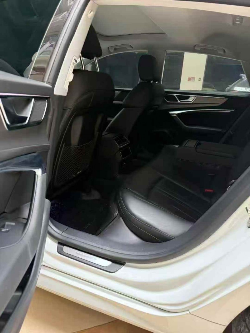 淮北22年奥迪A7L4