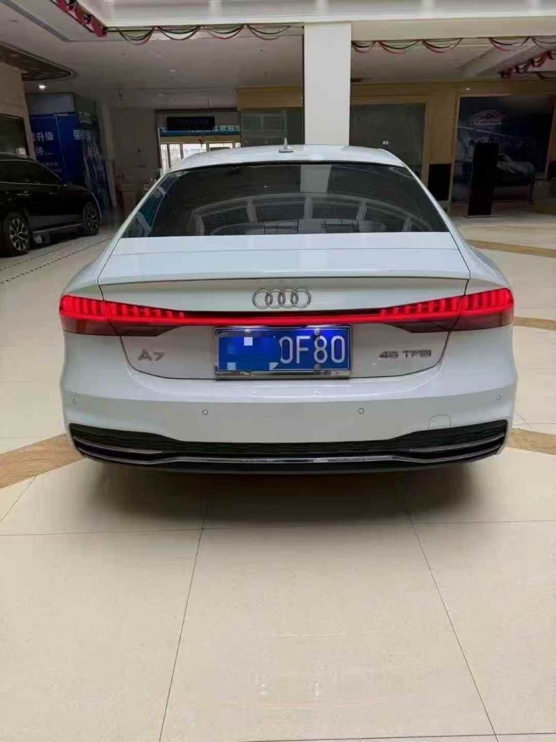 淮北22年奥迪A7L9