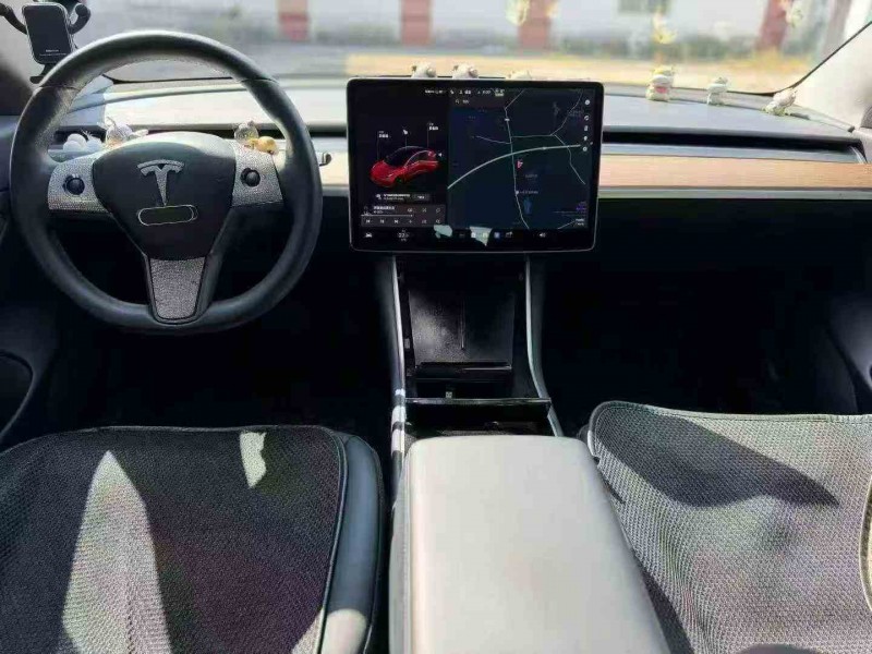 汕头19年特斯拉MODEL 36