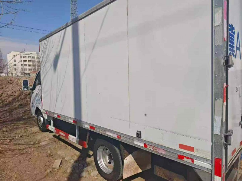 保定22年东风途逸4