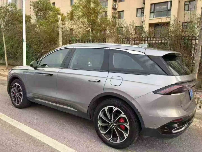 潍坊23年林肯航海家7