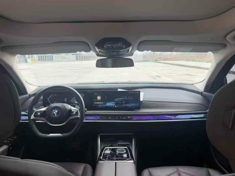 邯郸23年宝马7系4