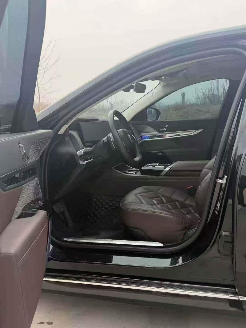 邯郸23年宝马7系6