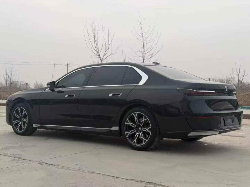 邯郸23年宝马7系8