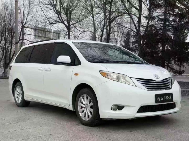 吉林16年丰田塞纳2