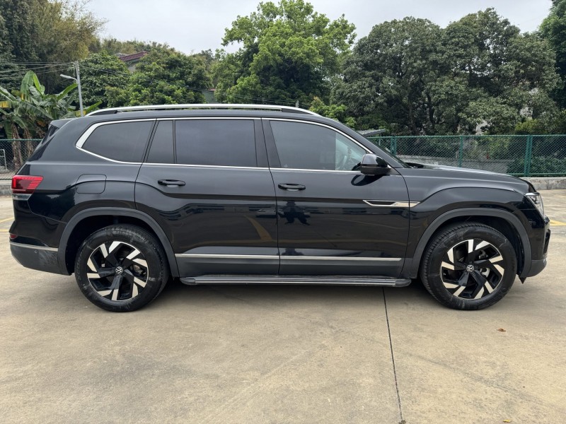 中山21年大众途昂2