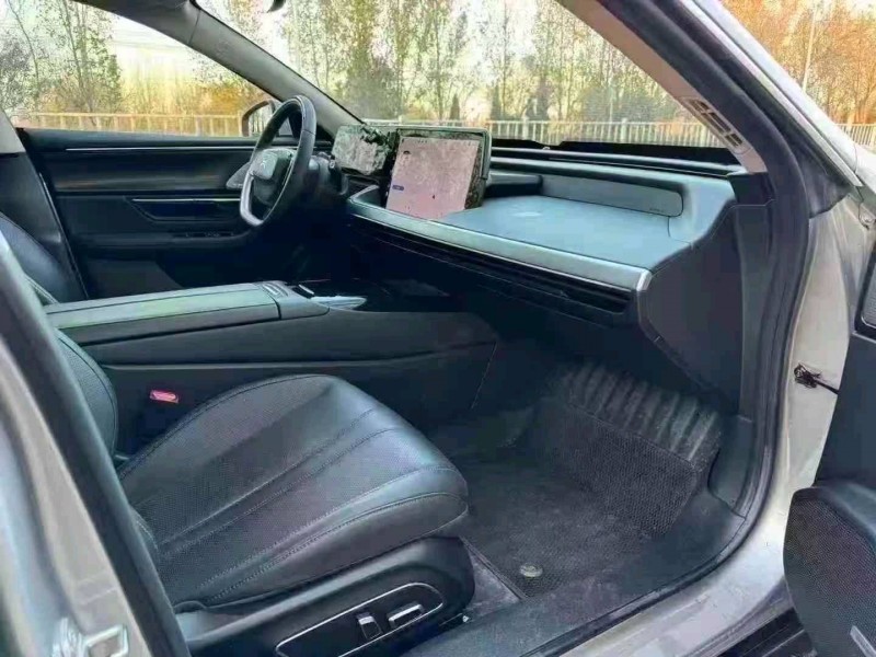 东营20年小鹏汽车p78