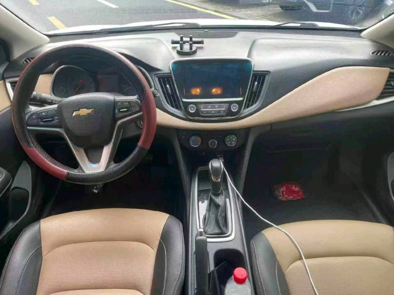 广州20年雪佛兰科鲁泽5