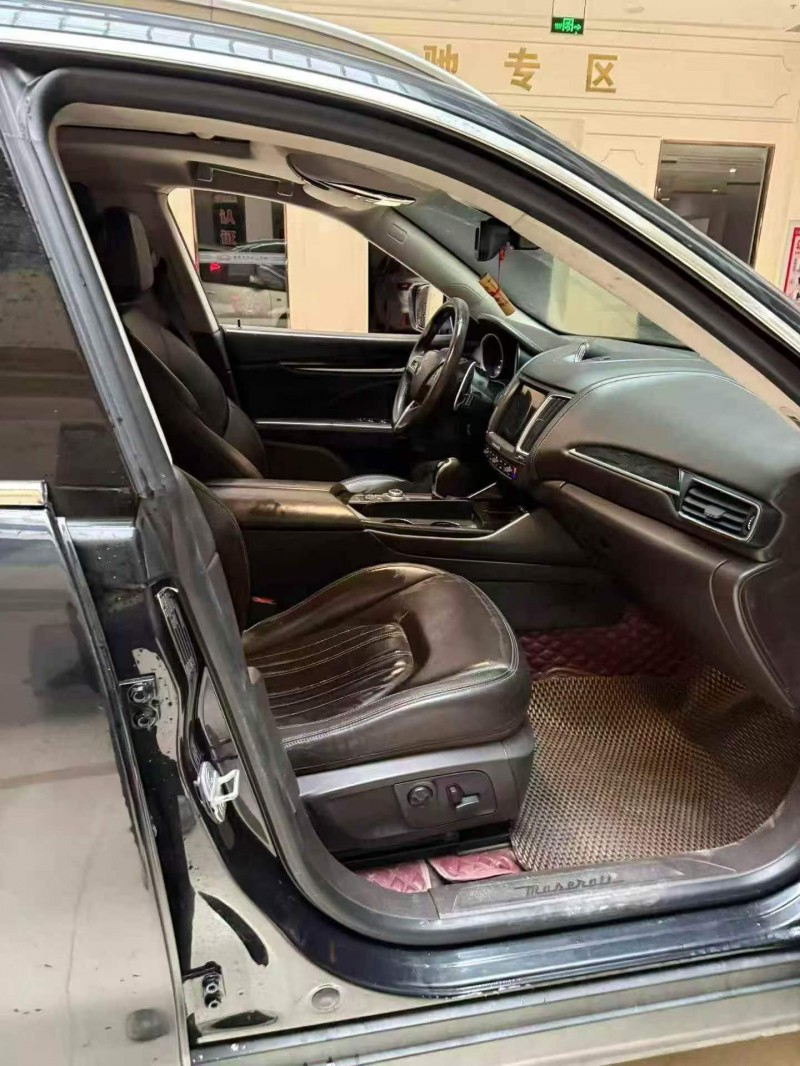 马鞍山17年玛莎拉蒂Levante6