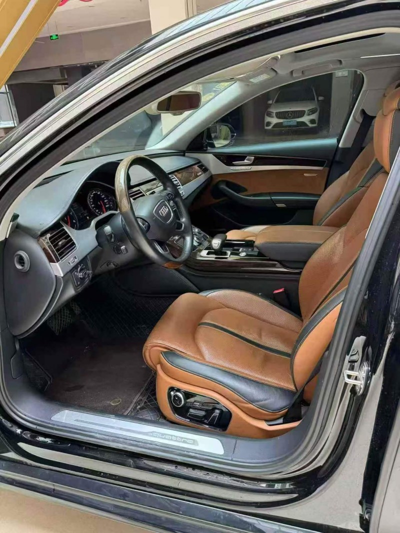 铜陵18年奥迪A8L6