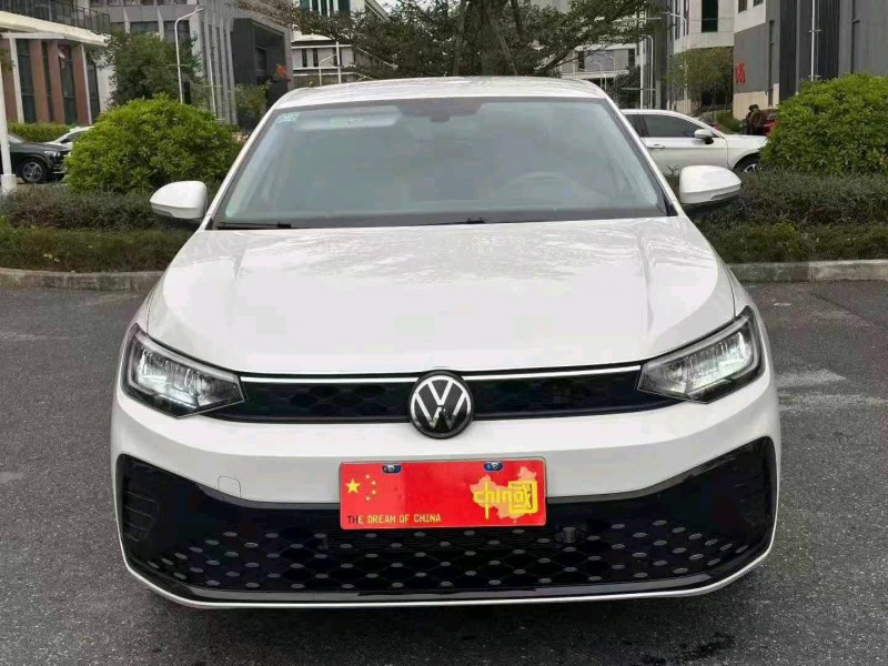 广州25年大众朗逸1