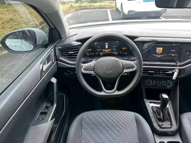 广州25年大众朗逸9