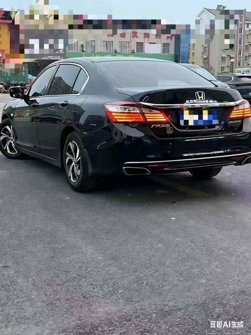 德州17年本田雅阁5