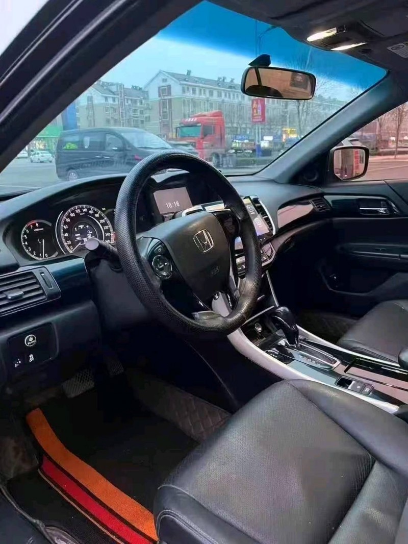 德州17年本田雅阁6