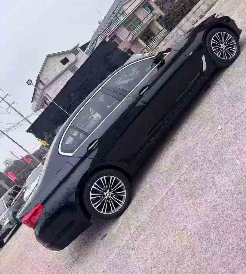 邵阳18年宝马5系8