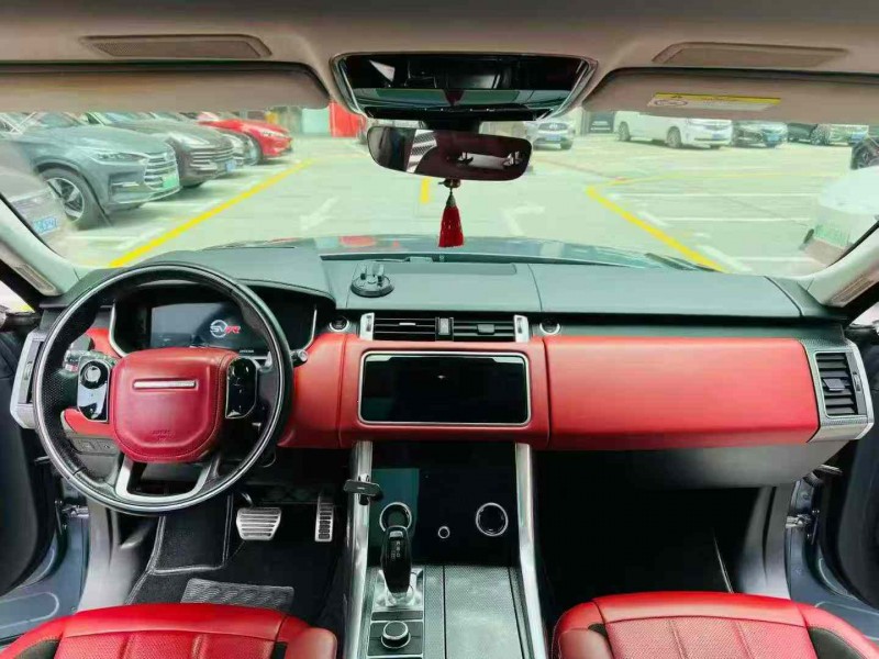 深圳21年路虎揽胜运动5