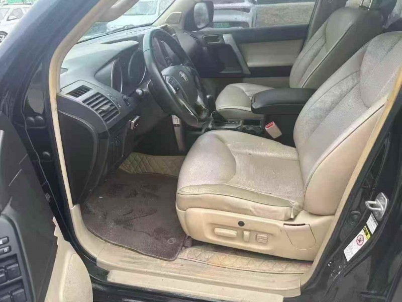 深圳12年豐田普拉多6