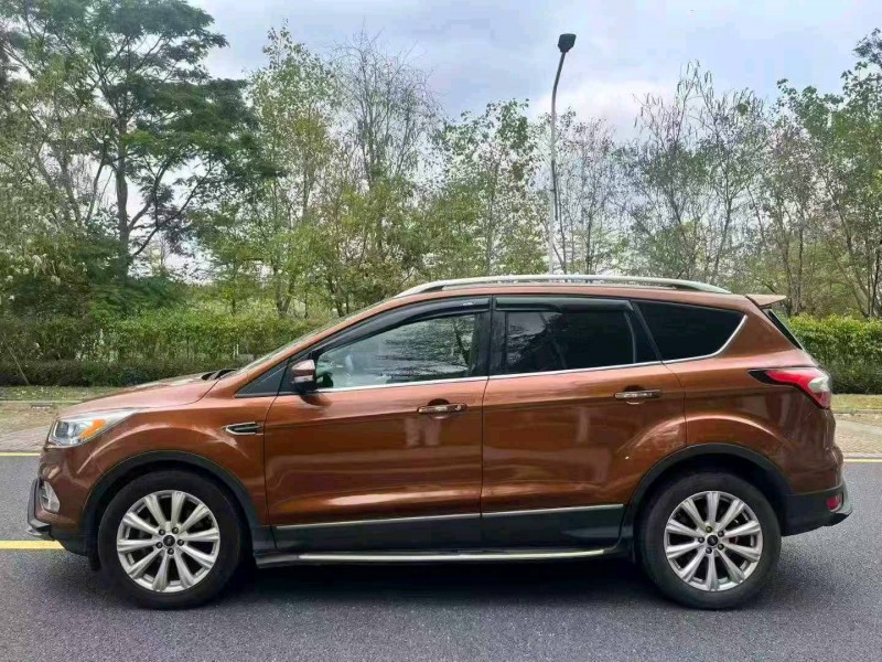 廣州17年福特翼虎4