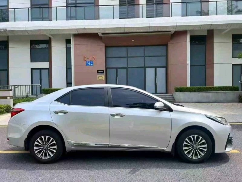 广州17年丰田卡罗拉6