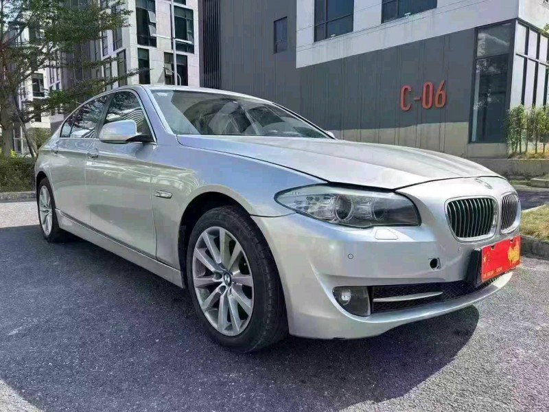 广州11年宝马5系2