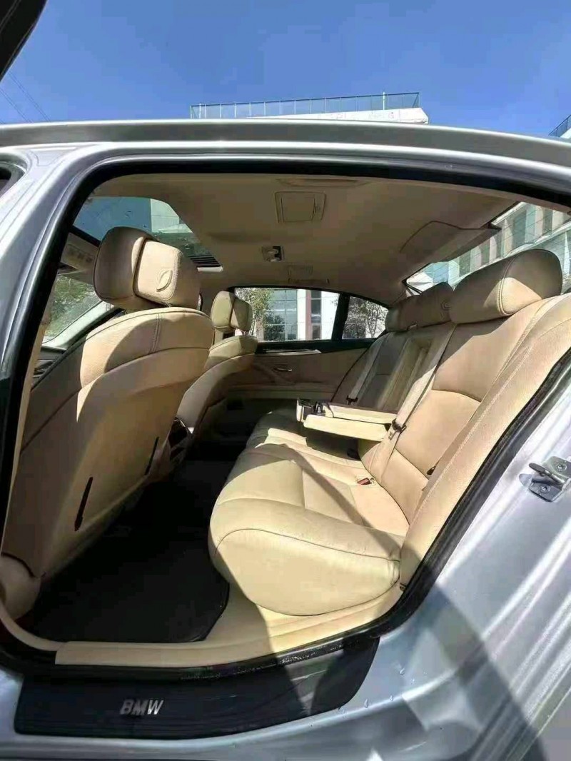 广州11年宝马5系8