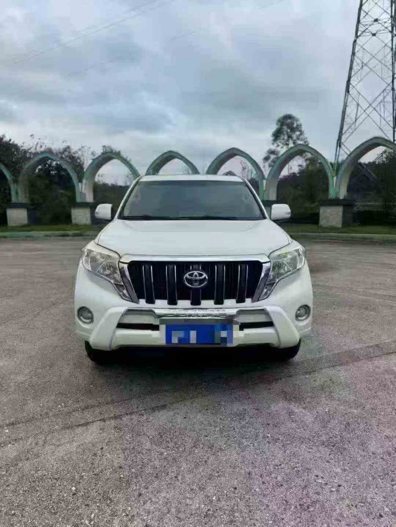 梧州15年豐田普拉多1