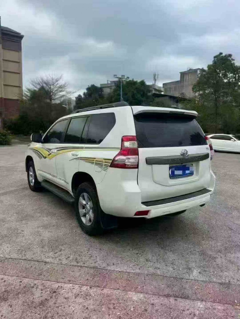 梧州15年豐田普拉多7