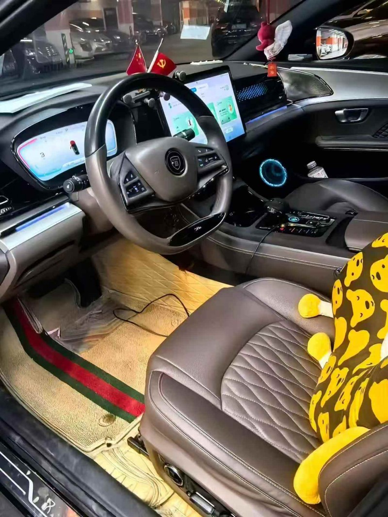 铜川23年比亚迪汉4