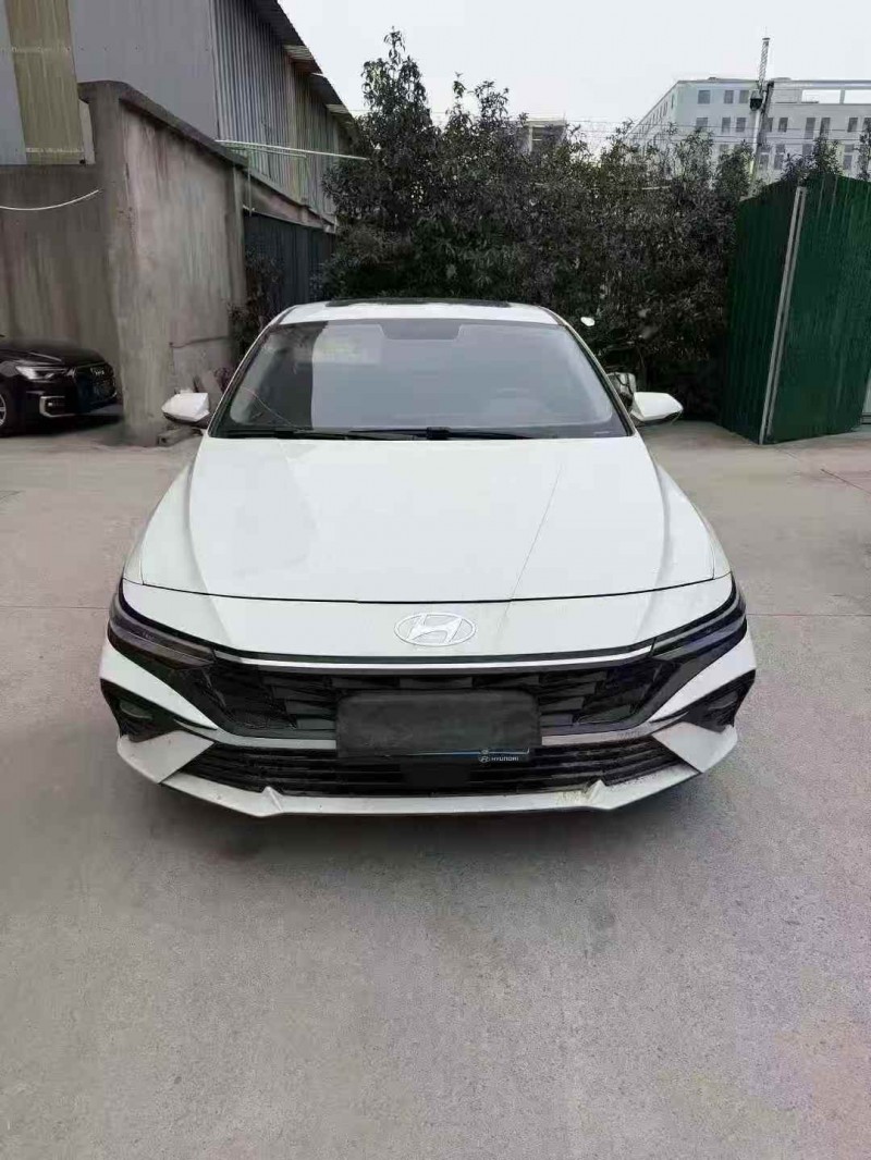 湖州24年现代伊兰特1