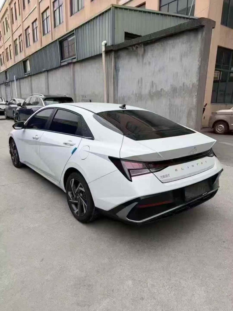 湖州24年现代伊兰特7