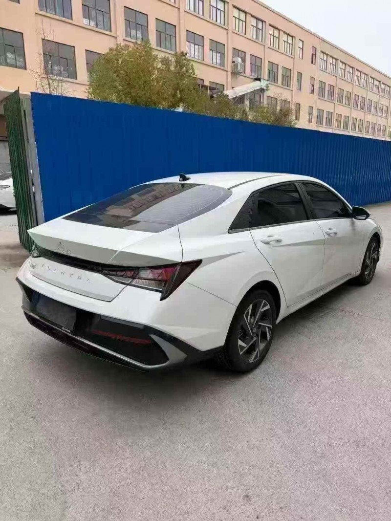 湖州24年现代伊兰特8