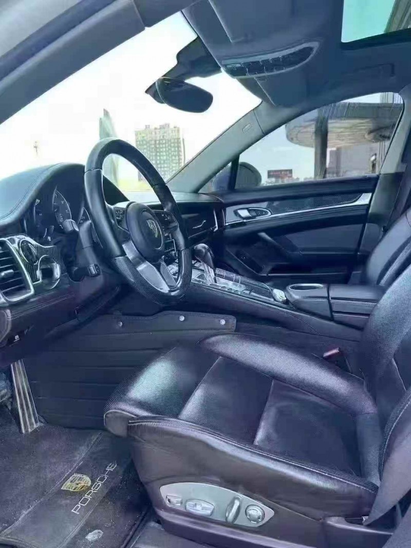 吉林14年保时捷帕拉梅拉7
