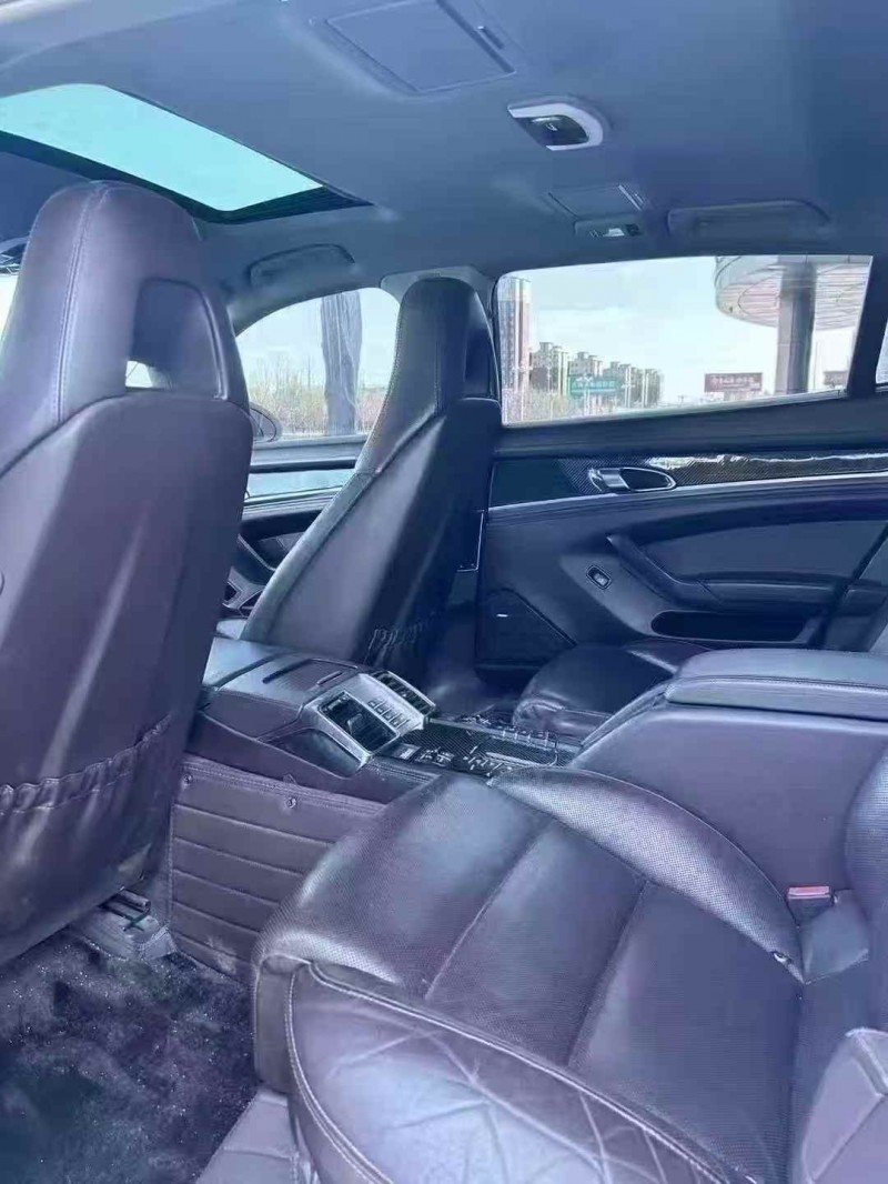 吉林14年保时捷帕拉梅拉8