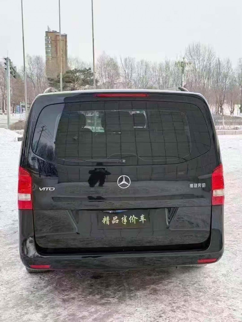 吉林21年奔驰威霆2