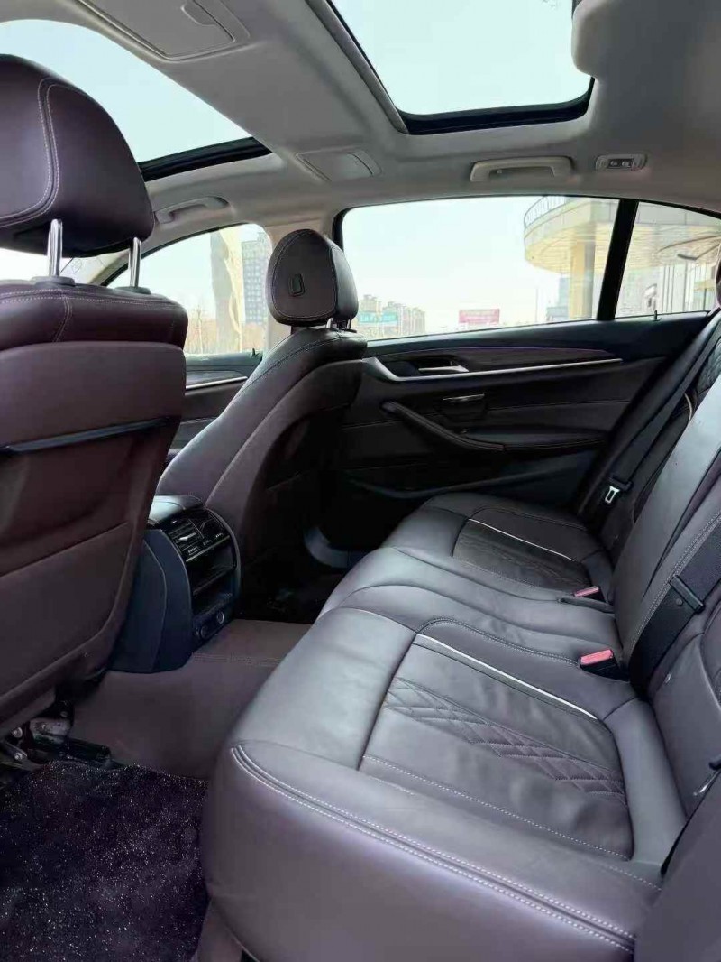 吉林19年宝马5系9