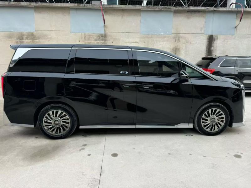 济宁22年传祺M8/GM87