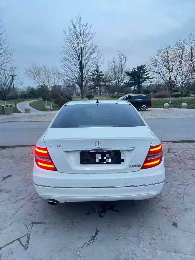 菏澤13年奔馳C9