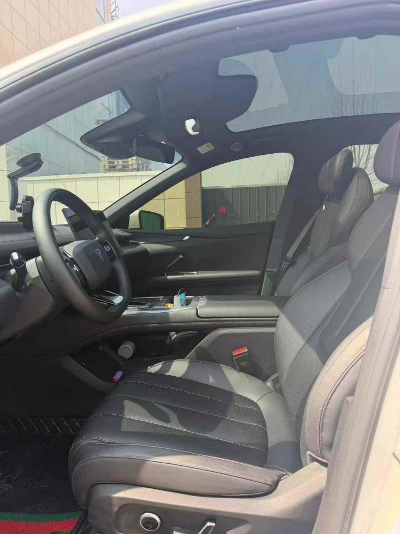 东营26年长安汽车深蓝6